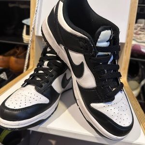 Nike Dunk Panda sz 5Y